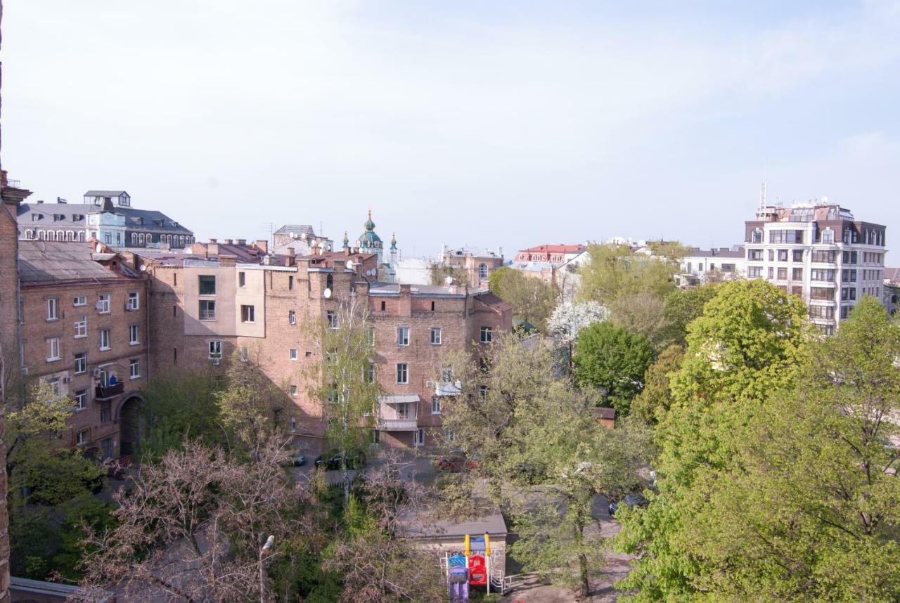 Home Hotel Apartments On Mykhailivska Square - Kiev Bagian luar foto